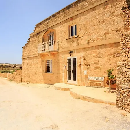 Crosslanes Bb Bed and Breakfast Kerċem