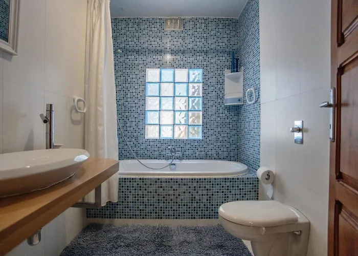 Crosslanes Bb Oda ve Kahvaltı 4*