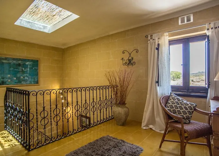 Crosslanes Bb 4* Kerċem