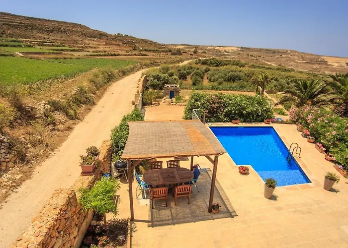 Crosslanes Bb 4* Kerċem